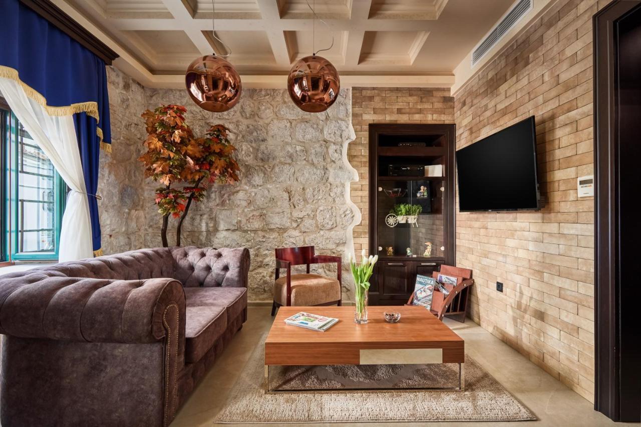 Apartment Lav In The City Centre Kotor Extérieur photo
